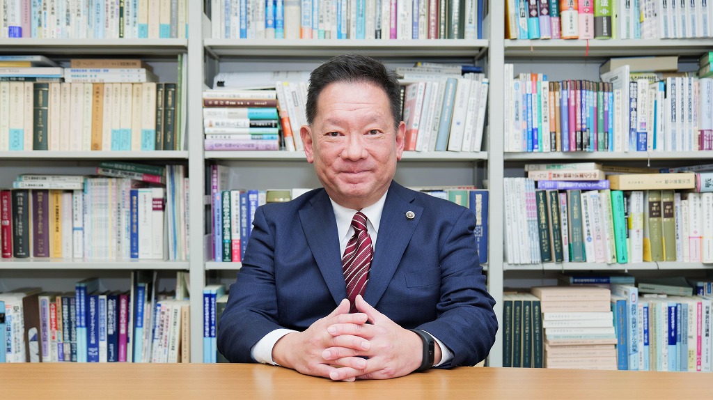 村井法律事務所代表